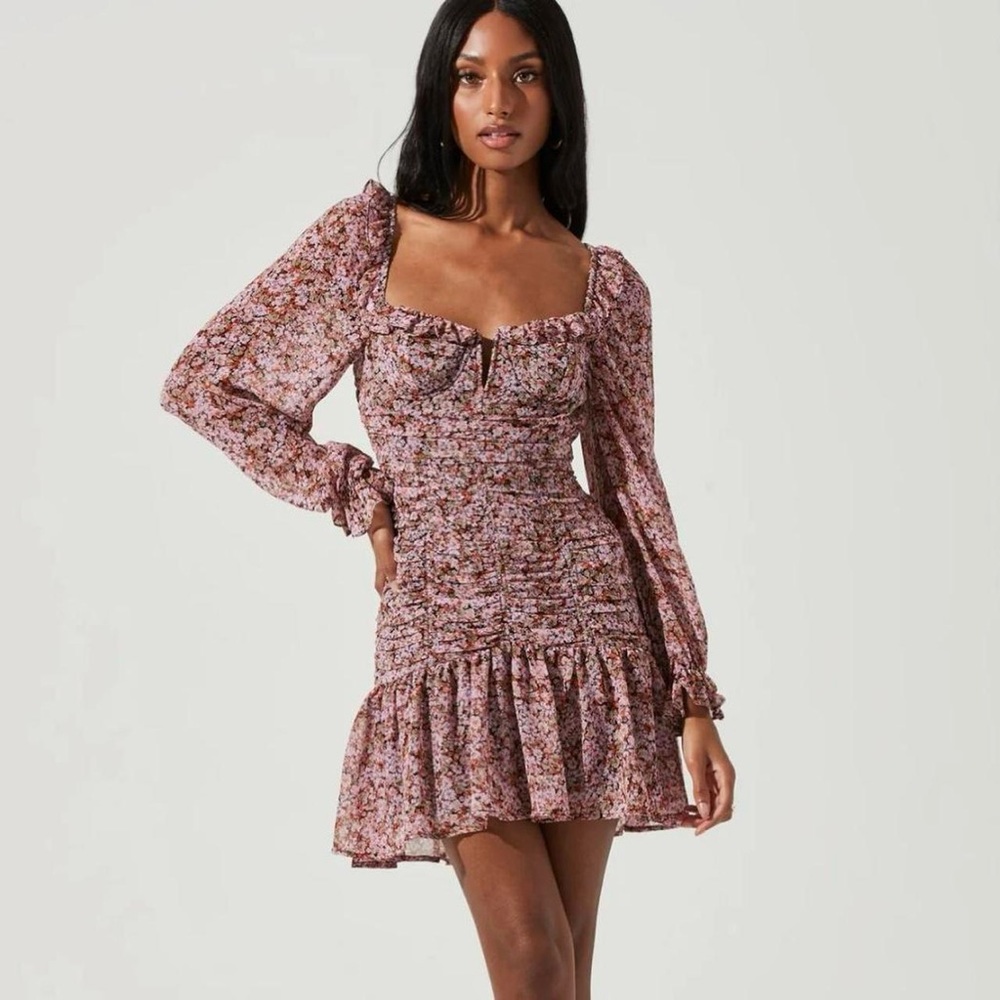 NWT ASTR The Label Smocked Floral Mini Dress
